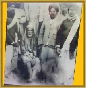 Information on all about sai baba jeevitha charitra.  sai baba, sai satcharitra, sai baba parayanam, saibaba parayanam procedure, saibaba parayanam in telugu,